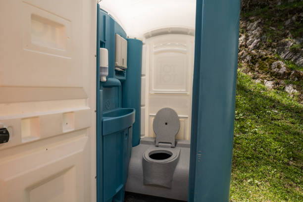 Portable Toilet Rental for Emergency Services in Borger, TX